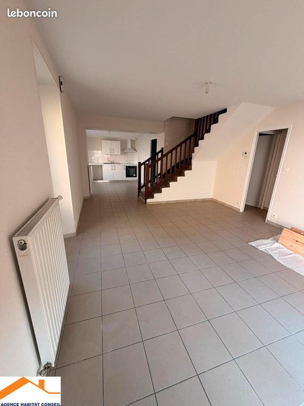 Maison 1 pièce 75 m² · à Bellevigny · 75 m² · 780 €/mois