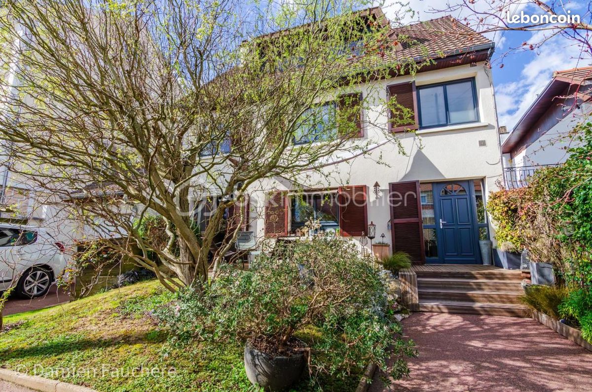 Maison 7 pièces 150 m² · à Yerres · 150 m² · 549 000 €