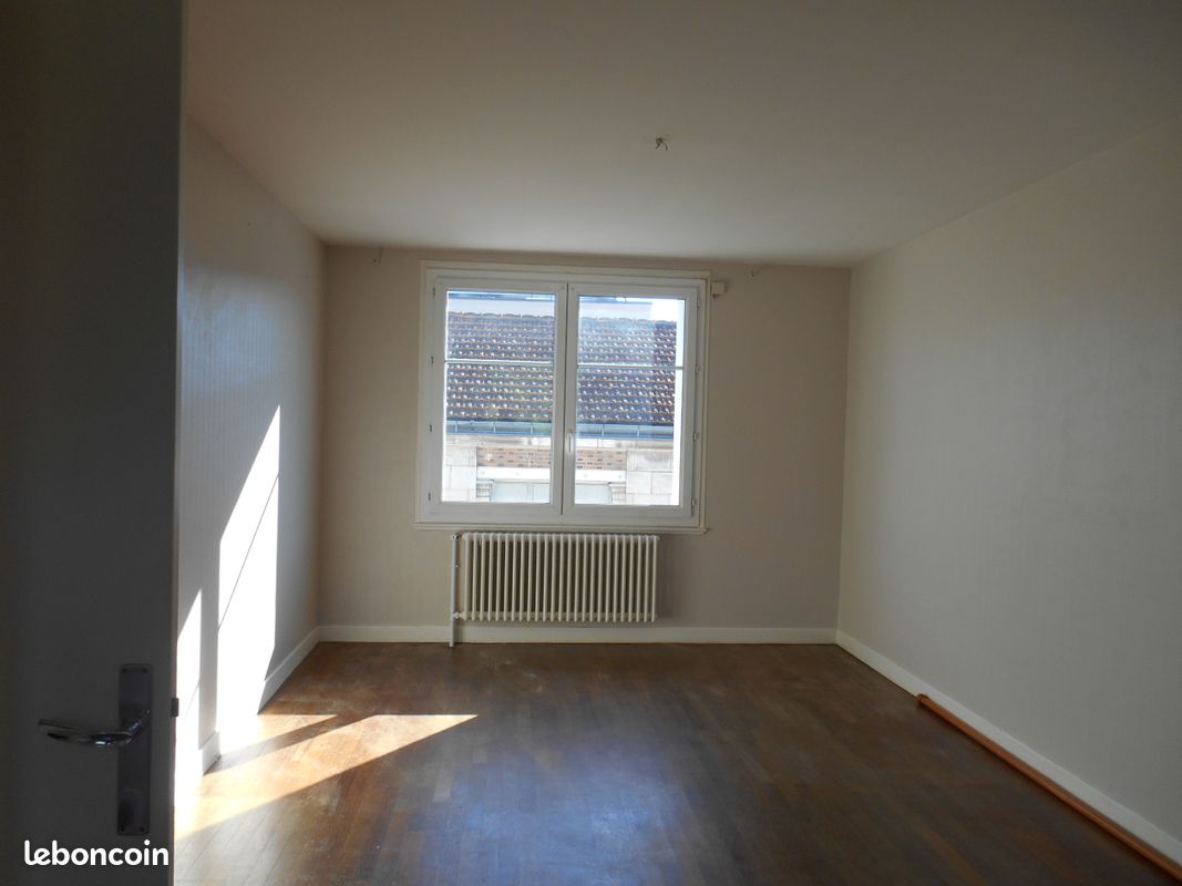 Appartement 3 pièces 79 m² · à Vierzon · 79 m² · 580 €/mois