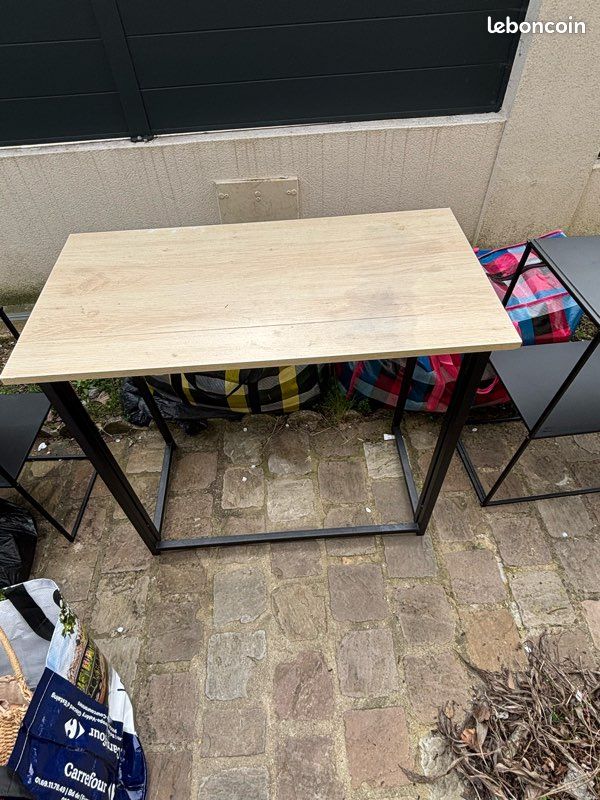 Bureau pour enfant (image 1)