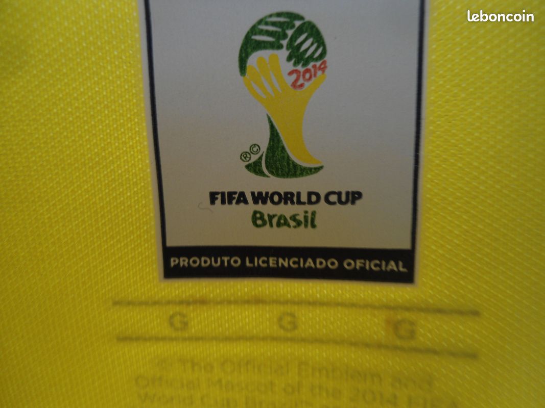 A vendre Maillot Coupe du monde 2014 équipe football Brésil, Marque FIFA, Taille XL, neuf (image 3)