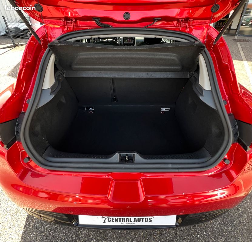Renault Clio Limited TCE 90 (image 12)