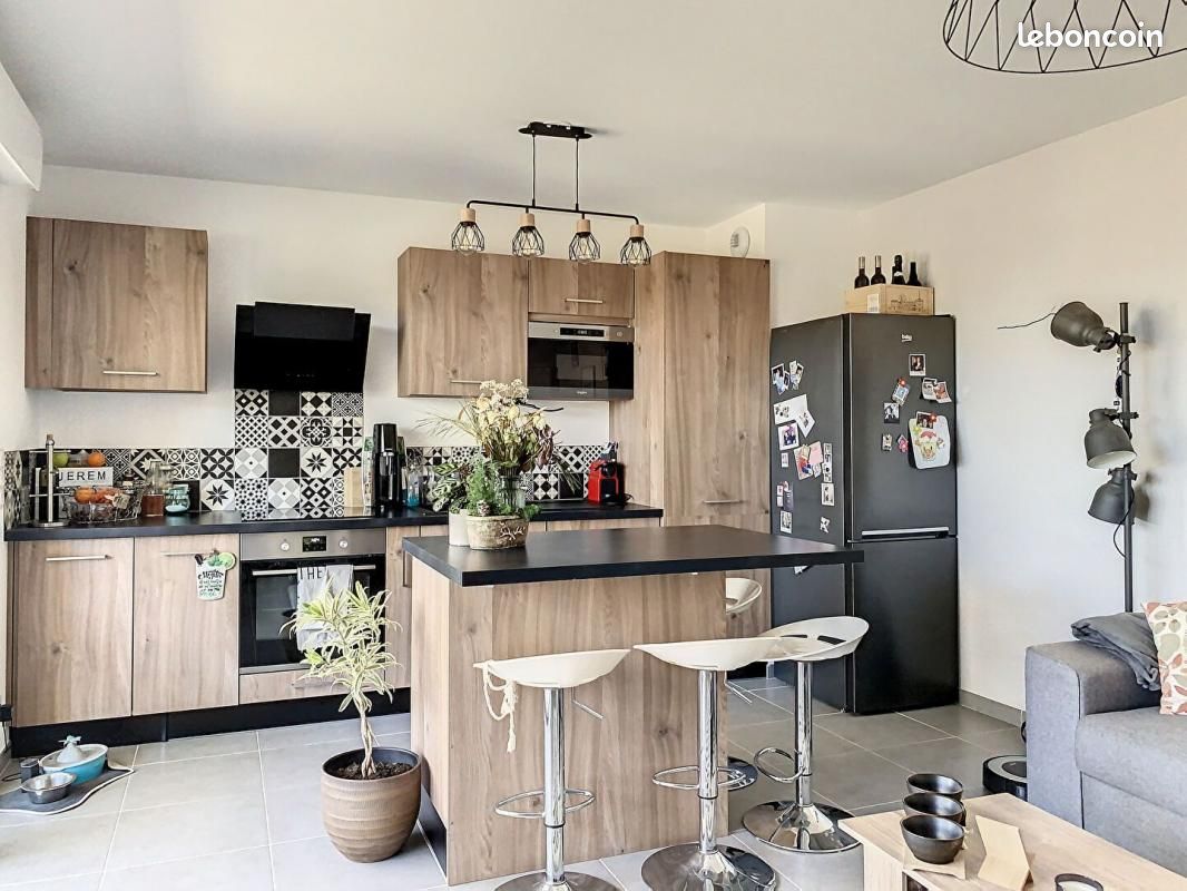 Appartement 2 pièces 41 m² · à Aix-en-Provence · 41 m² · 1 021 €/mois