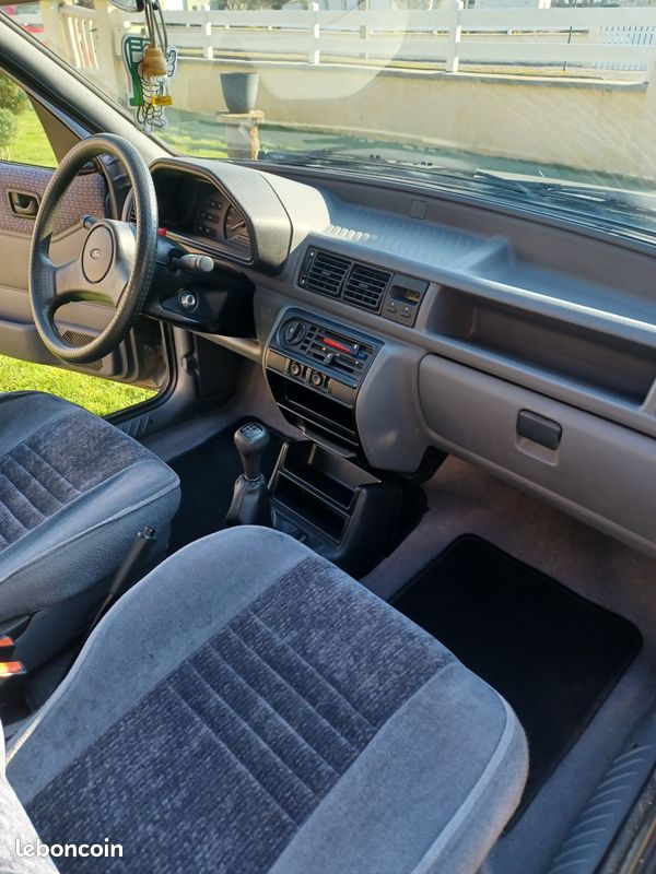 Ford fiesta MK3 1992 38700 km (image 3)