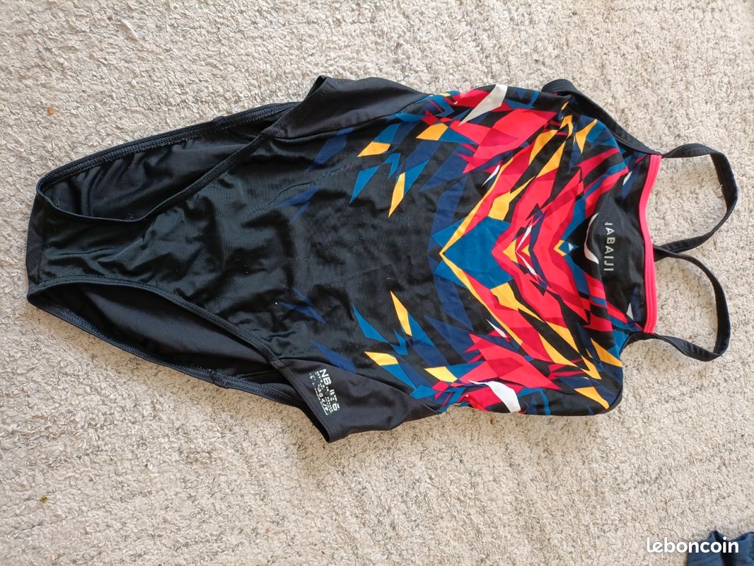 Maillot de bain femme une pièce Decathlon taille 38 (image 1)