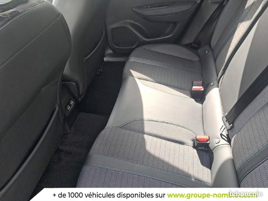Peugeot 2008 BlueHDi 110 S&S BVM6 Allure Pack (image 12)