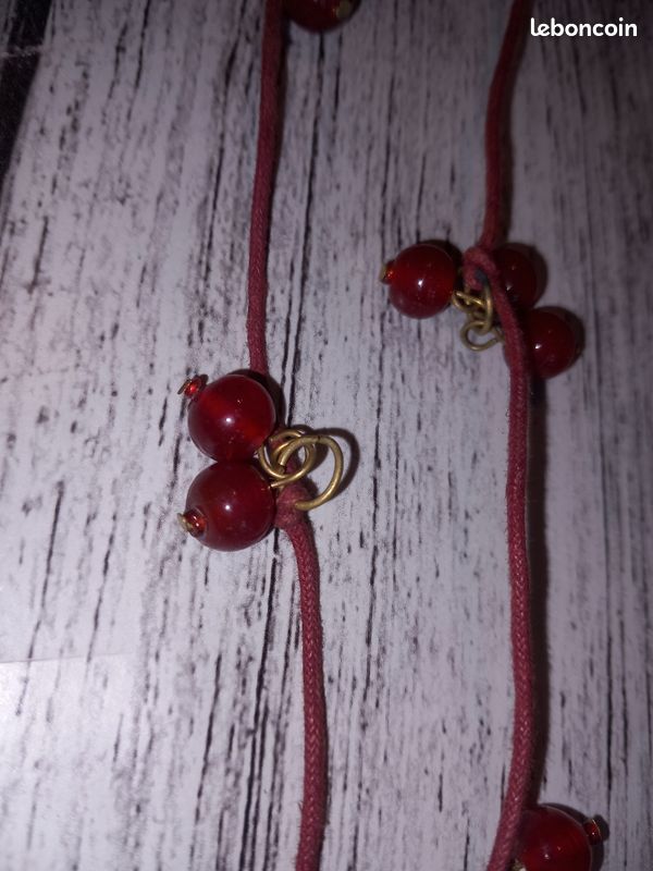 Collier Perles De Verre Rouge Vintage Réglable - Bijou Femme état Impeccable - Style Rétro