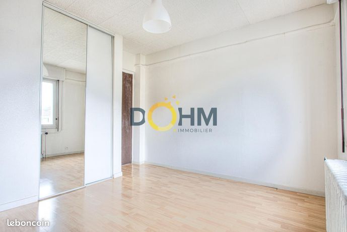https://img.leboncoin.fr/api/v1/lbcpb1/images/68/11/2e/68112e09b22117da5a268b6acfab6631084034c4.jpg?rule=ad-image