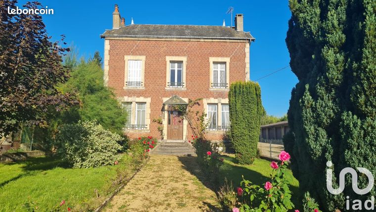 Maison 8 pièces 166 m²