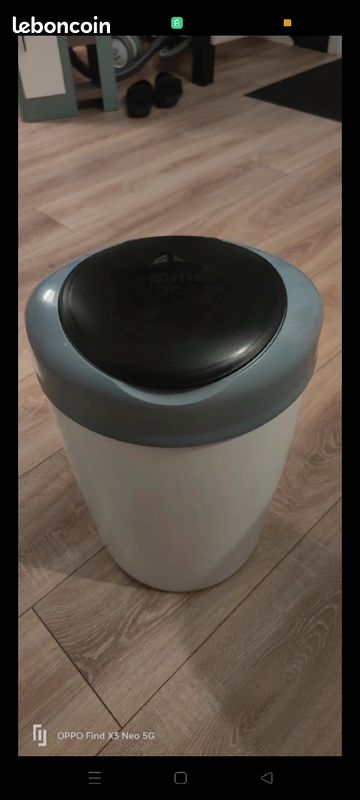 Poubelle à couches Tommee tippee + recharge neuve (image 1)