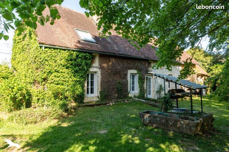 Maison 9 pièces 220 m² · à Payzac · 220 m² · 286 000 €