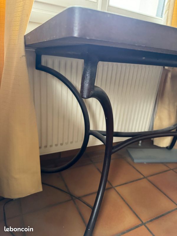 Véritable table en zellige (image 1)