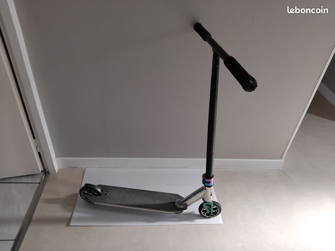 Trottinette freestyle (image 1)