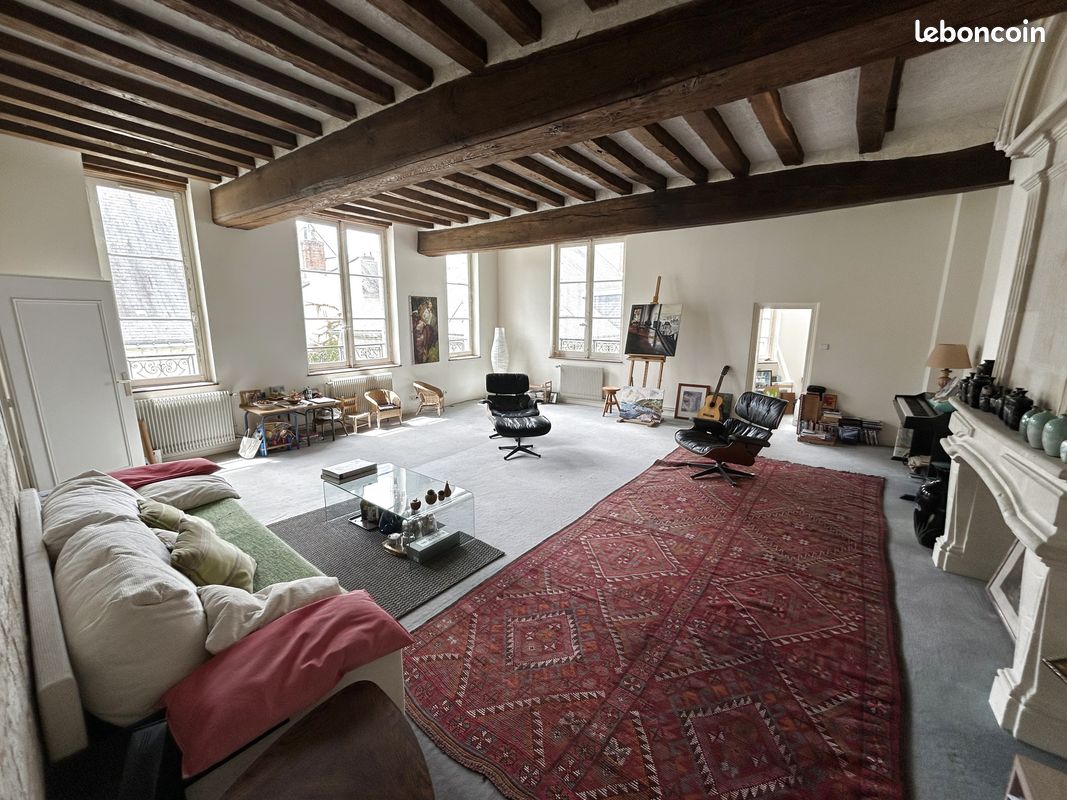 Appartement 4 pièces 121 m² · à Saumur · 121 m² · 250 000 €