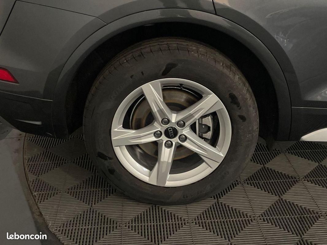 Audi Q5 55 TFSIe 367 S tronic 7 Quattro S line (image 28)