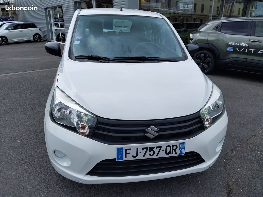 Suzuki Celerio 1.0 VVT Privilège (image 2)