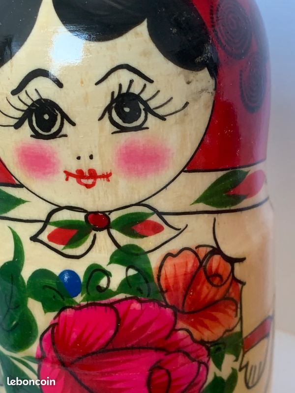 Matriochkas Russes – 10 Pièces – Peintes à La Main Par Smakova – Rouge Et Or