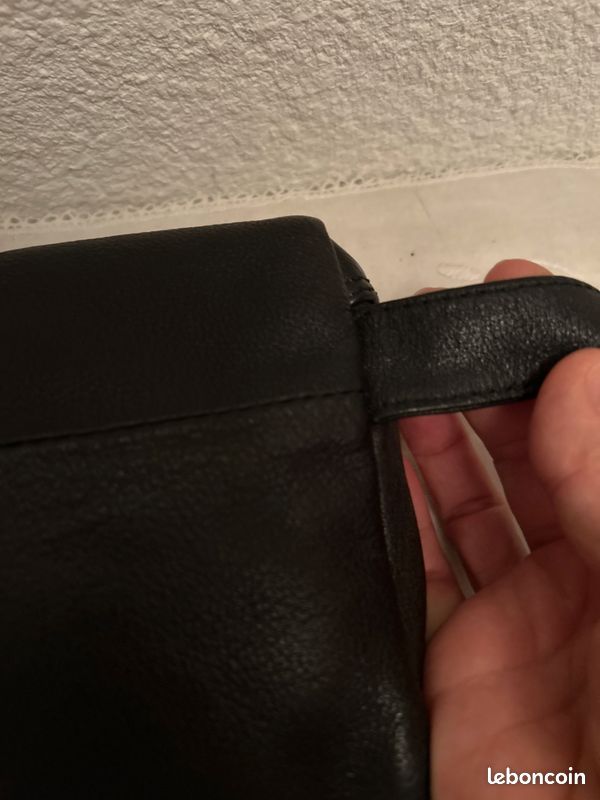 Sac banane noir en cuir (image 5)