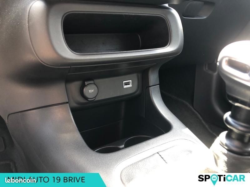 Citroen C3 1.2 PureTech 110ch S&S Shine Pack (image 24)