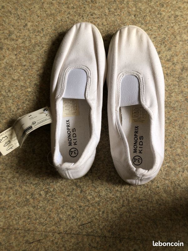 Chaussons neuf (image 1)