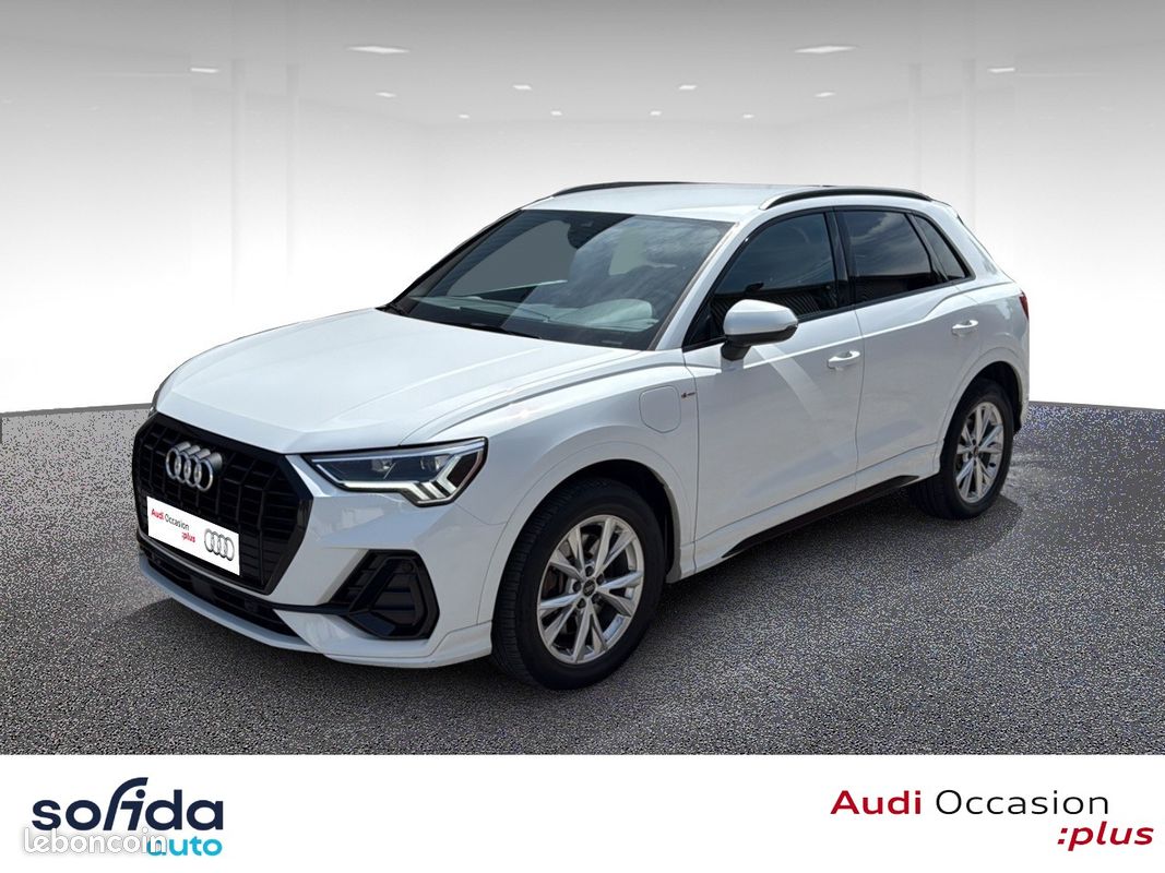 AUDI Q3 45 TFSIe 245 ch S tronic 6 S line (image 1)