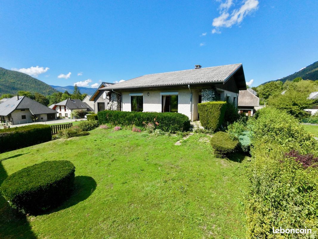 Maison 6 pièces 102 m² · au Châtelard · 102 m² · 395 000 €