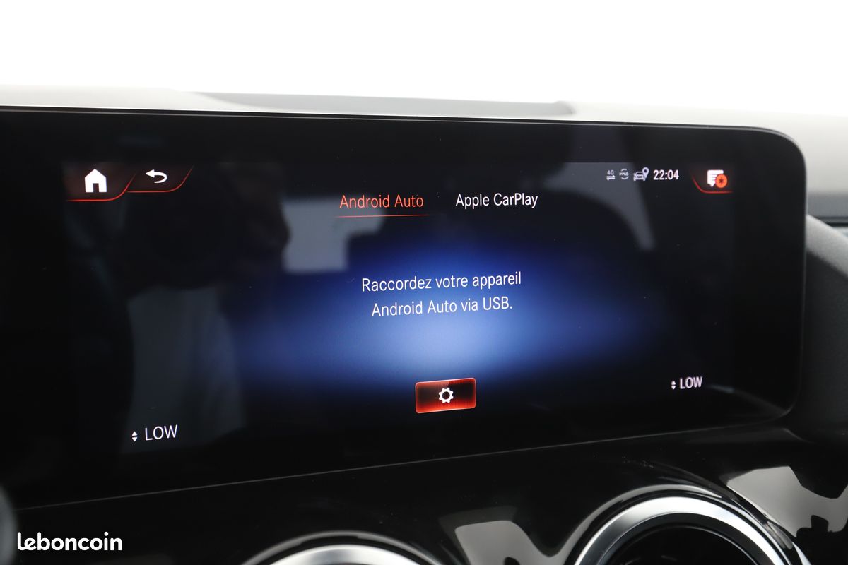Mercedes-Benz GLA 200 d Progressive Line DCT 150 ch (image 23)