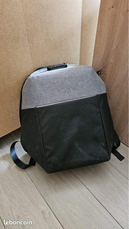 Sac à dos conecté (image 2)