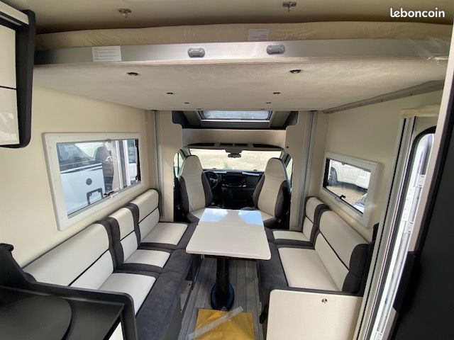 Profile mc louis mc4 337 et 331 slim ford 2l 165 cv boite automatique (image 2)