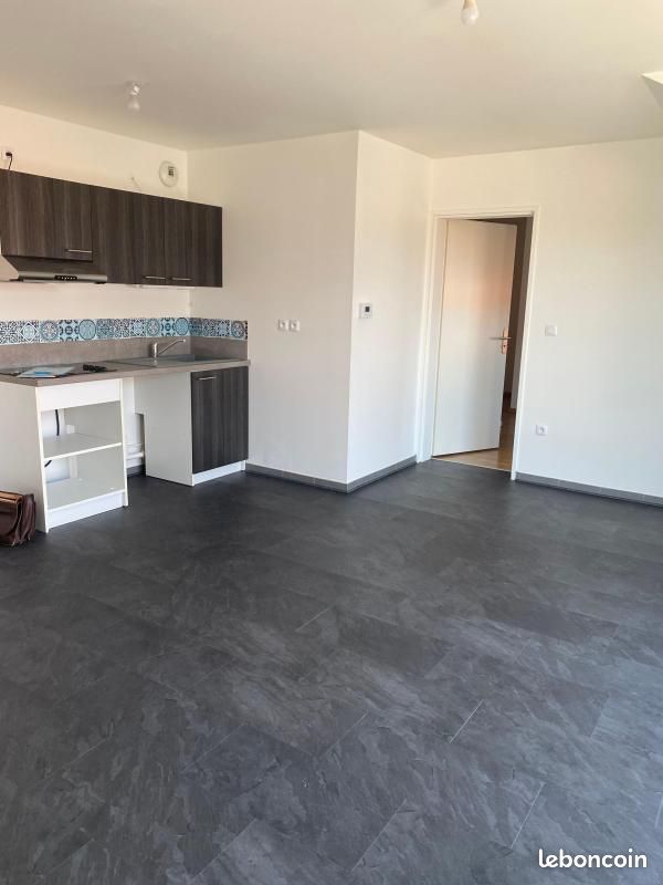 Appartement 2 pièces 44 m² · à Pont-de-Metz · 44 m² · 142 000 €