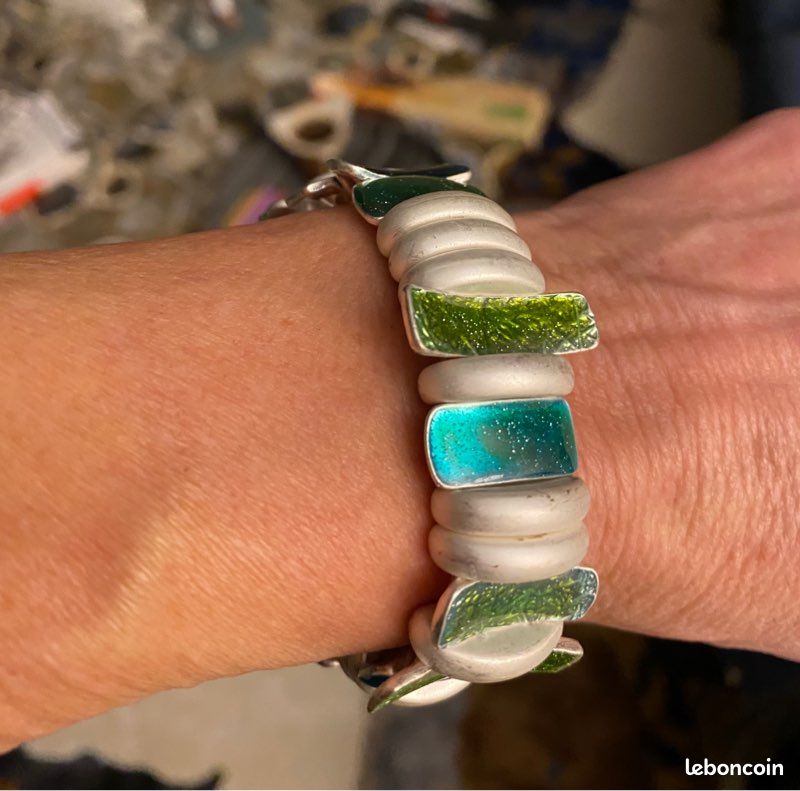 Bracelet (image 3)
