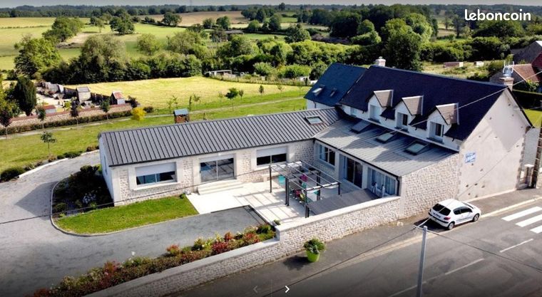 9 pièces 440 m²