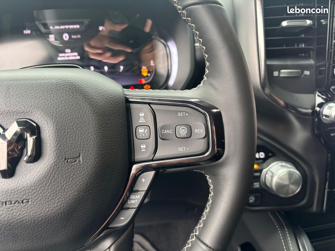 Dodge ram 1500 crew limited night edition rambox hayon multi (image 16)