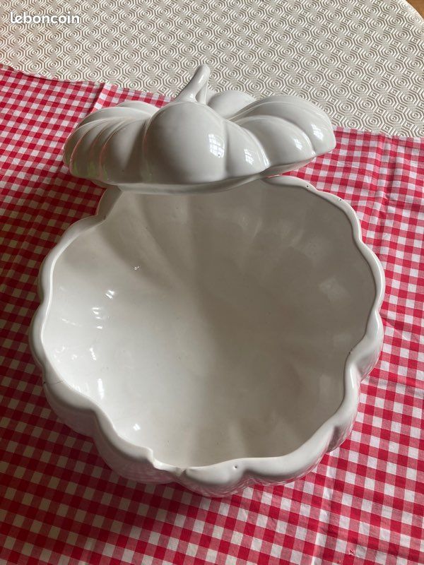 Soupière blanche avec couvercle (image 2)