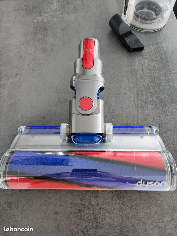 Brosse d aspirateur balai sans fil Dyson V11 Animal en état neuf