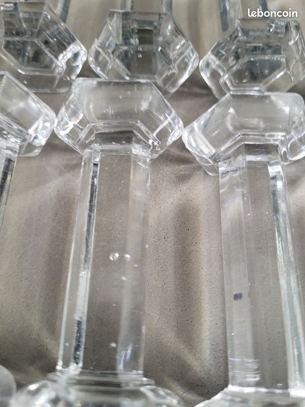 4 élégants portes-couteaux anciens en cristal moulé en bon état on Gens