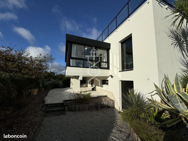 Maison 6 pièces 213 m²
