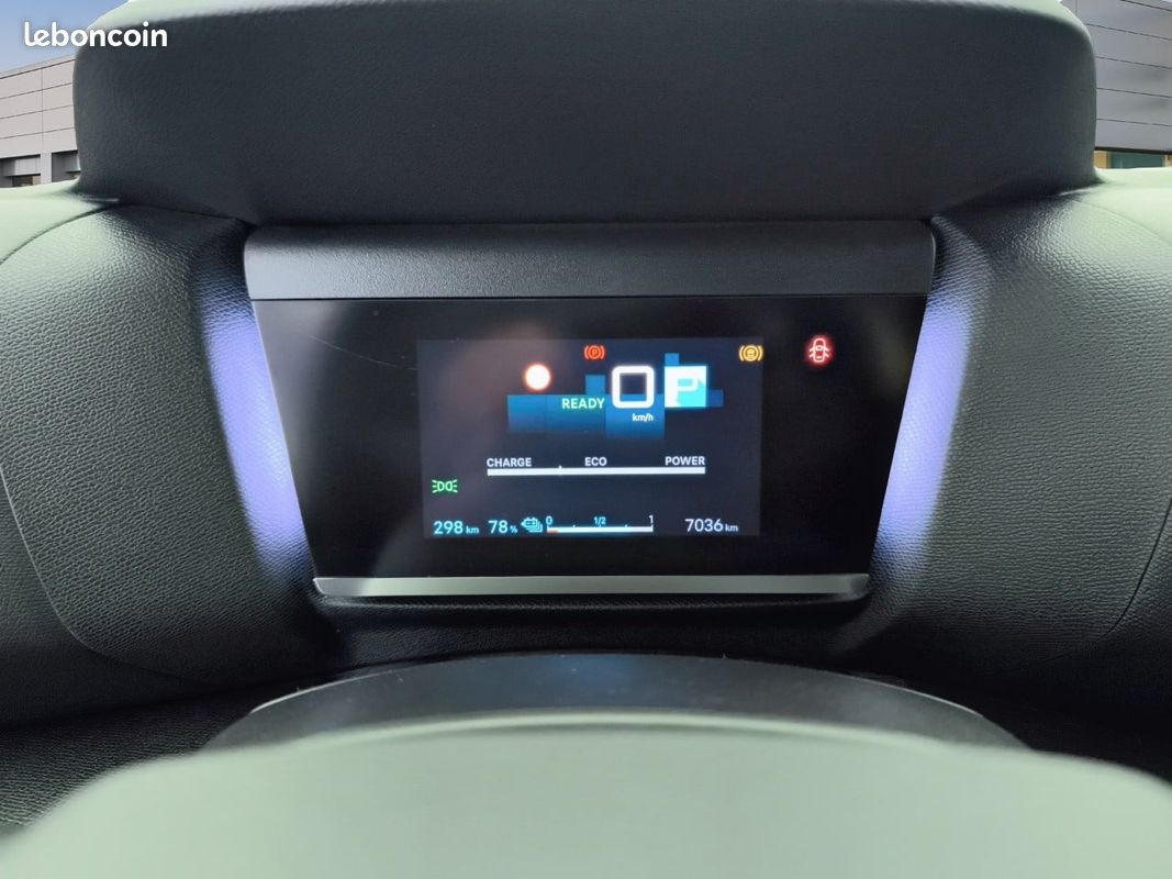 CITROEN e-C4 X 136 ch autonomie standard Automatique Business (image 16)