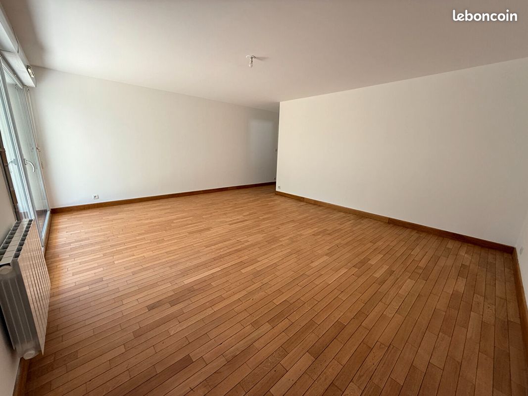 Appartement 3 pièces 74 m² · à Rennes · 74 m² · 864 €/mois