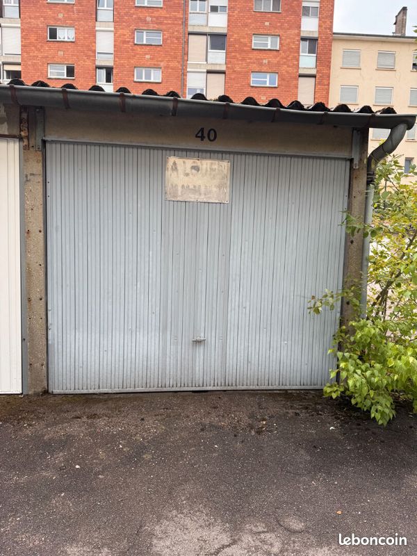 Parking/box NANCY · 55 €/mois