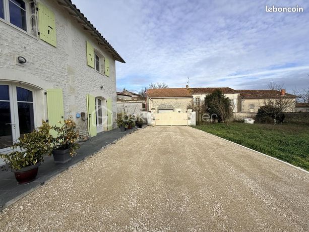 Maison 7 pièces 147 m²