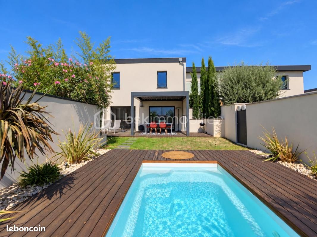 Maison 5 pièces 138 m² · à Montélimar · 138 m² · 440 000 €