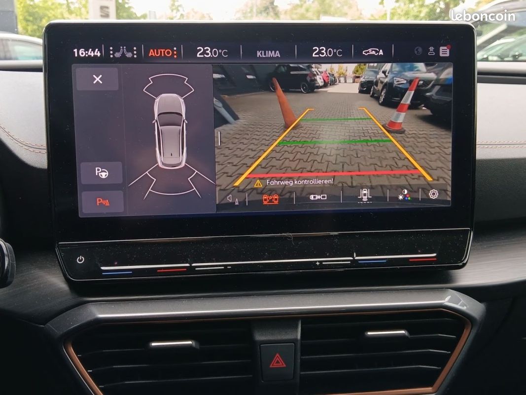 Cupra Formentor 1.4 e-HYBRID VZ 245 ch Attelage Gris Graphène Pack XL Autres modèles disponibles (image 16)