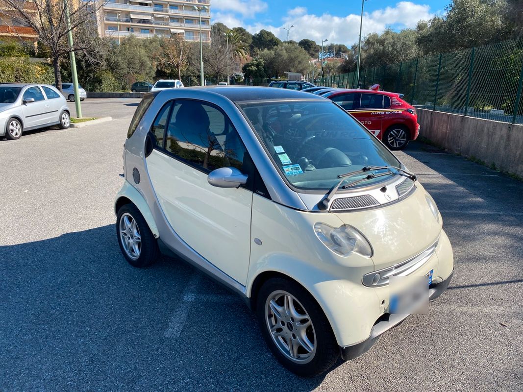 SMART FORTWO - SMART FORTWO COUPE (450) 0.7 I 61 CH