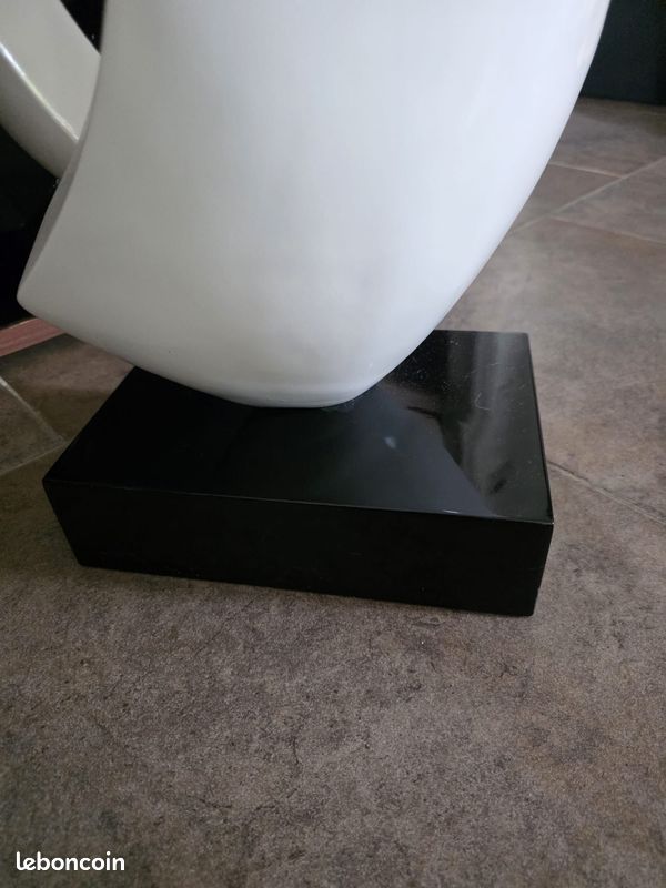 Sculpture abstraite “Voile” – Élégance et modernité (image 8)