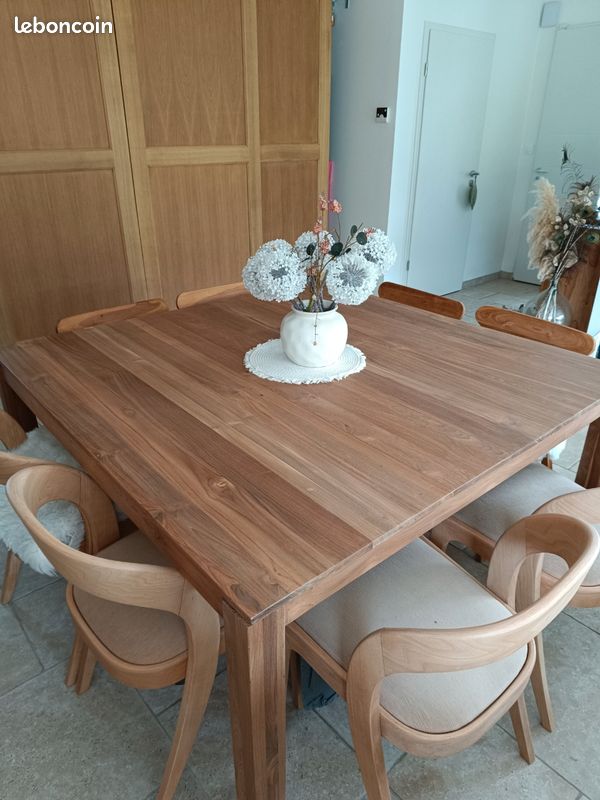 Table carrée teck massif (image 1)