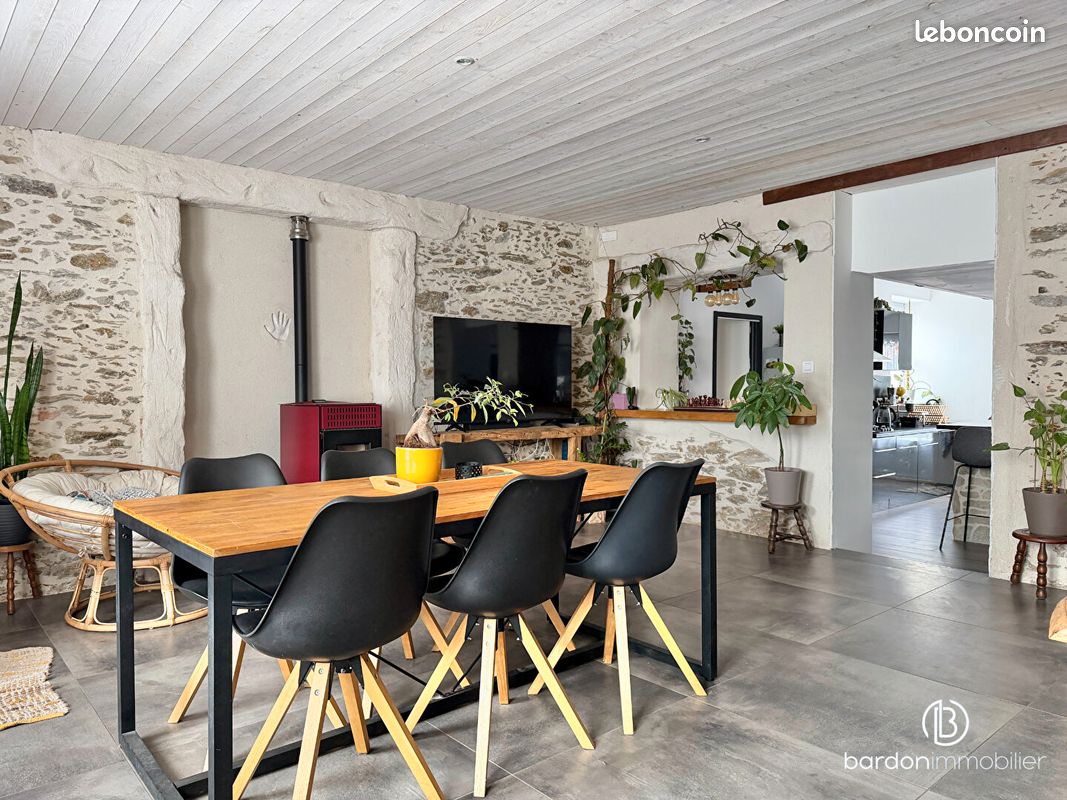Maison 5 pièces 104 m² · à Froidfond · 104 m² · 198 200 €
