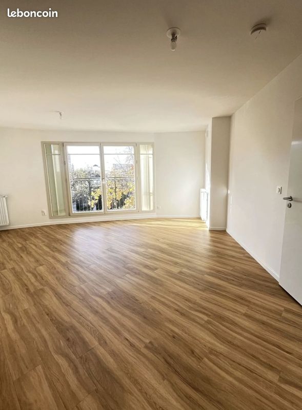 Appartement 2 pièces 51 m² · à Aubervilliers · 51 m² · 1 225 €