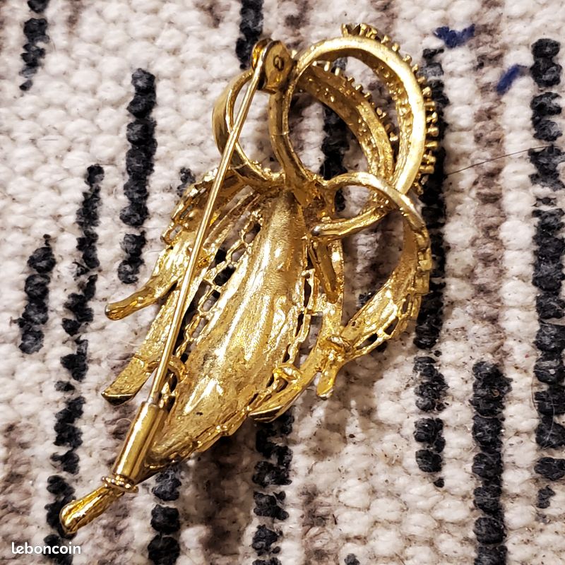 Broche Barre Art Déco En Or 18ct Avec Rubis Et Diamants Vers
