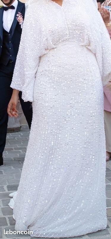 Belle robe de marié en très bon état (image 1)